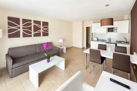 Kanárske ostrovy Tenerife Playa Olid 6 dňový pobyt Polpenzia Letecky Letisko: Budapešť March 2026 ( 5/03/26-10/03/26)