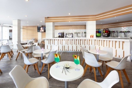 Kanárske ostrovy Tenerife Playa Olid 6 dňový pobyt Polpenzia Letecky Letisko: Budapešť March 2026 ( 5/03/26-10/03/26)