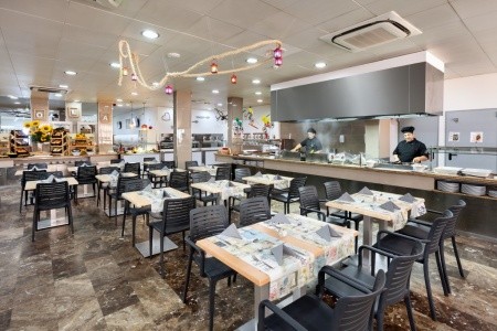 Kanárske ostrovy Tenerife Playa Olid 6 dňový pobyt Polpenzia Letecky Letisko: Budapešť March 2026 ( 5/03/26-10/03/26)