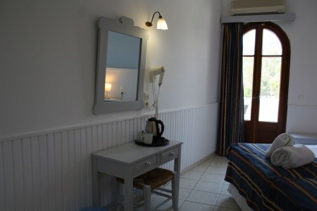 Naiades Almiros - 28