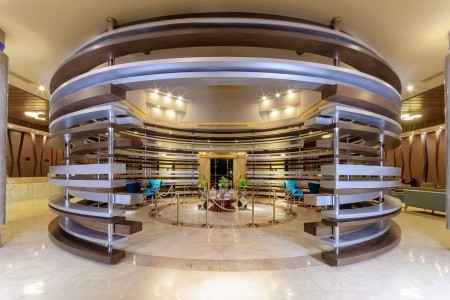 Egypt Hurghada Titanic Royal Resort 11 dňový pobyt Ultra All inclusive Letecky Letisko: Viedeň May 2026 (14/05/26-24/05/26)