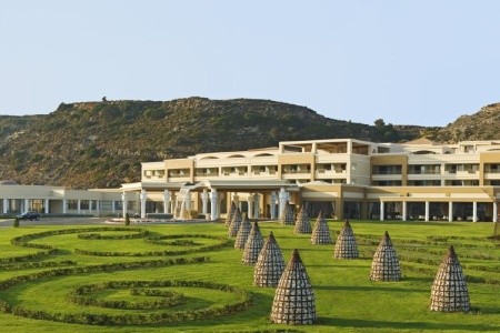 La Marquise Luxury Resort Complex