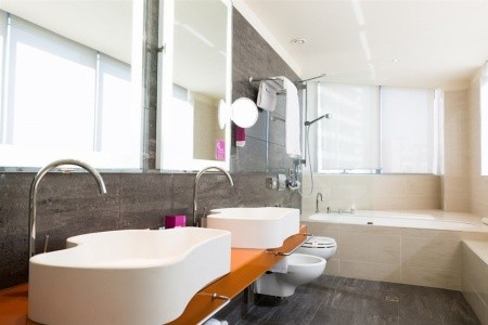 T-Hotel (Silver) - 17