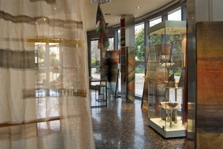 T-Hotel (Silver) - 38