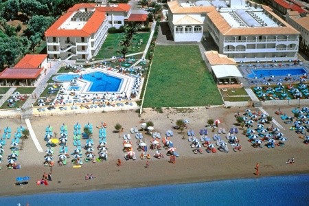 Řecko v srpnu 2023 - Astir Beach