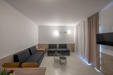 Electra Holiday Village Water Park Resort - 12