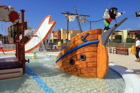 Electra Holiday Village Water Park Resort - 35