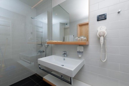 Amarin Apartments - 12