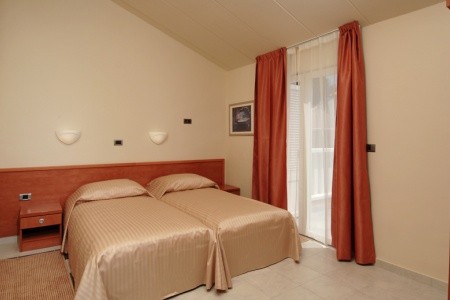 Amarin Apartments - 33