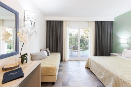 Taliansko Sardínia / Sardegna Perdepera Resort 4 dňový pobyt Polpenzia s nápojmi Vlastná June 2025 (26/06/25-29/06/25)