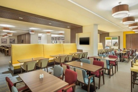 Spojené arabské emiráty Dubaj Hampton By Hilton Dubai 8 dňový pobyt Bez stravy Letecky Letisko: Praha august 2024 ( 1/08/24- 8/08/24)