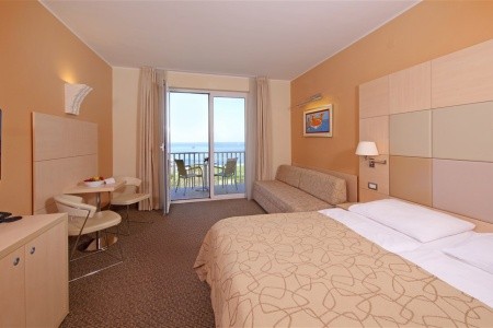 Slovinsko Slovinské pobřeží San Simon Resort 5 dňový pobyt Polpenzia Vlastná July 2026 (21/07/26-25/07/26)