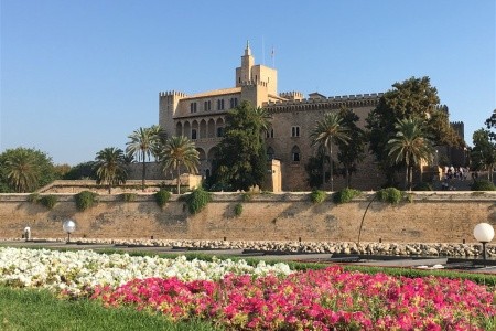 Mallorca s turistikou - nedotčená příroda a tradiční architektura - 6