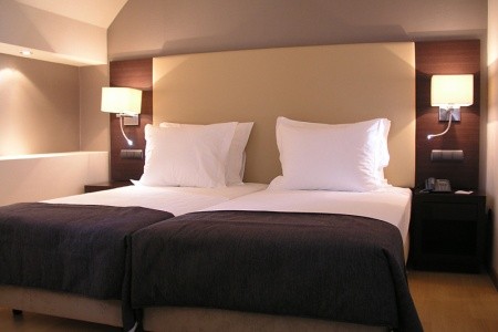 Portugalsko Lisabon Turim Iberia 4 dňový pobyt Raňajky Letecky Letisko: Praha May 2026 (22/05/26-25/05/26)