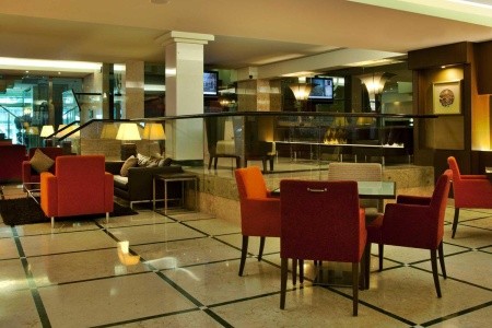 Portugalsko Lisabon Turim Iberia 4 dňový pobyt Raňajky Letecky Letisko: Praha May 2026 (22/05/26-25/05/26)