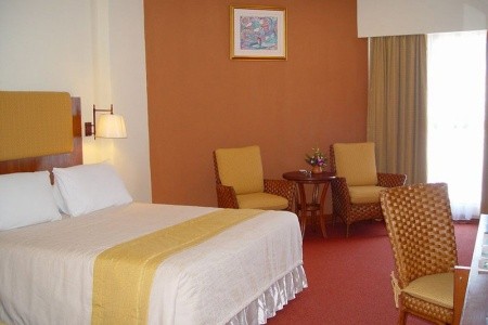 Thajsko Pattaya Jomtien Palm Beach 10 dňový pobyt Polpenzia Letecky Letisko: Viedeň November 2025 (30/11/25- 9/12/25)