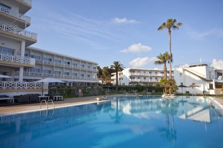 Santo Tomás - Hotely Menorca - Španělsko
