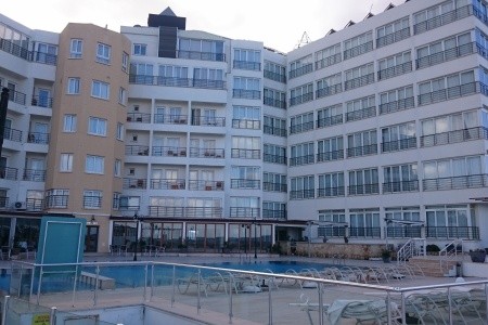 Ada Beach Hotel - Kypr s bazénem