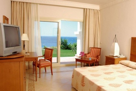 Continental Plaza Beach - 39