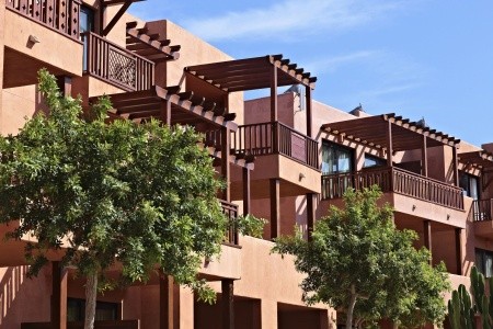 Kanárske ostrovy Tenerife Barceló Tenerife 12 dňový pobyt Polpenzia Letecky Letisko: Budapešť January 2026 (22/01/26- 2/02/26)