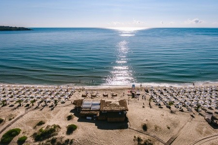 Green Life Beach Resort - 67