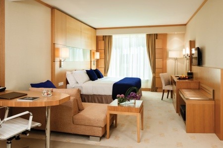 Spojené arabské emiráty Dubaj Carlton Downtown 5 dňový pobyt Bez stravy Letecky Letisko: Praha May 2026 (15/05/26-19/05/26)