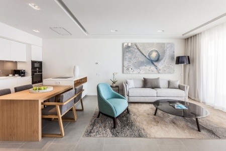 Royal Hideaway Corales Suites - 30