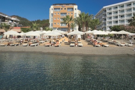 Cettia Beach Resort - 38