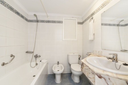 Španielsko Mallorca Globales Honolulu 15 dňový pobyt Raňajky Letecky Letisko: Bratislava October 2025 ( 8/10/25-22/10/25)