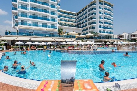 Turecko Turecká riviéra Azura Deluxe Resort & Spa 8 dňový pobyt Ultra All inclusive Letecky Letisko: Bratislava June 2026 ( 9/06/26-16/06/26)