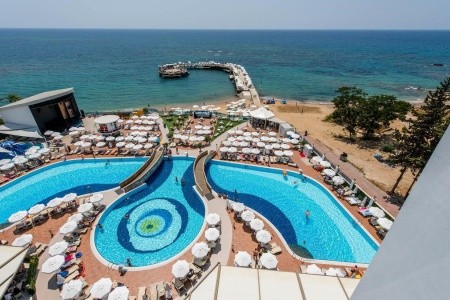 Turecko Turecká riviéra Azura Deluxe Resort & Spa 8 dňový pobyt Ultra All inclusive Letecky Letisko: Bratislava June 2026 ( 9/06/26-16/06/26)