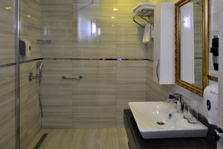 Turecko Turecká riviéra Azura Deluxe Resort & Spa 8 dňový pobyt Ultra All inclusive Letecky Letisko: Bratislava June 2026 ( 9/06/26-16/06/26)