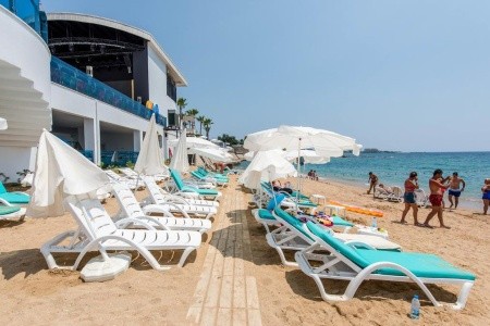 Turecko Turecká riviéra Azura Deluxe Resort & Spa 8 dňový pobyt Ultra All inclusive Letecky Letisko: Bratislava June 2026 ( 9/06/26-16/06/26)