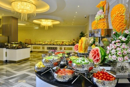 Turecko Turecká riviéra Azura Deluxe Resort & Spa 8 dňový pobyt Ultra All inclusive Letecky Letisko: Bratislava June 2026 ( 9/06/26-16/06/26)