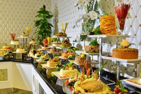 Turecko Turecká riviéra Azura Deluxe Resort & Spa 8 dňový pobyt Ultra All inclusive Letecky Letisko: Bratislava June 2026 ( 9/06/26-16/06/26)