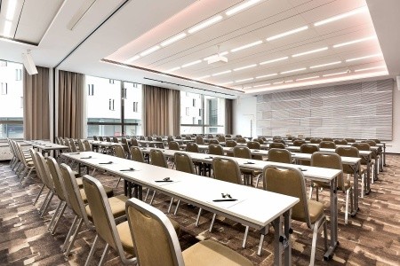 Česká republika Južná Morava Best Western Premier Hotel International 5 dňový pobyt Raňajky Vlastná November 2025 ( 7/11/25-11/11/25)