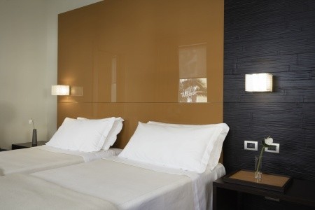 T-Hotel (Silver) - 56