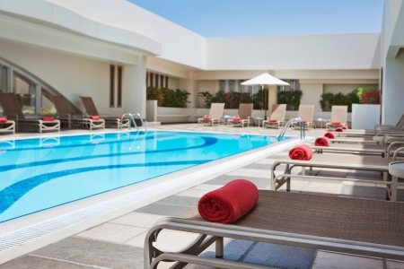 Spojené arabské emiráty Abu Dhabi Al Maha Arjaan By Rotana 8 dňový pobyt Raňajky Letecky Letisko: Praha March 2026 (19/03/26-26/03/26)