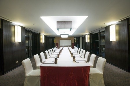 Thajsko Phuket Centara Karon Resort 8 dňový pobyt Raňajky Letecky Letisko: Viedeň February 2026 (26/02/26- 5/03/26)