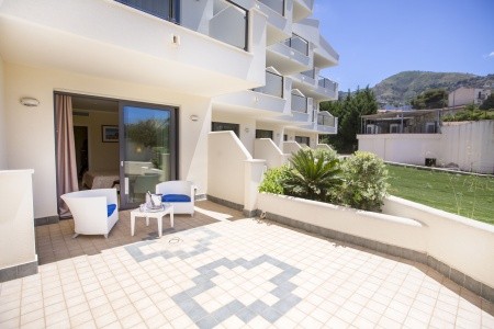 Taliansko Sicília Cefalu Sea Palace 10 dňový pobyt Raňajky Letecky Letisko: Viedeň October 2025 (30/10/25- 8/11/25)