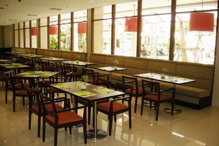 Thajsko Phuket Ibis Patong Phuket 13 dňový pobyt Polpenzia Letecky Letisko: Praha August 2026 ( 1/08/26-13/08/26)