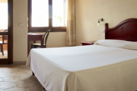 Taliansko Sardínia / Sardegna Parco Blu Club Resort 8 dňový pobyt Raňajky Vlastná September 2026 (19/09/26-26/09/26)