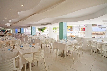 Fergus Style Cala Blanca Suites - 42