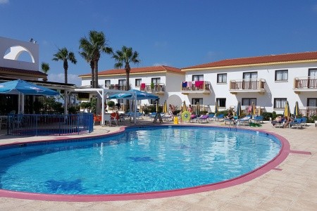 Cosmelenia Apartments