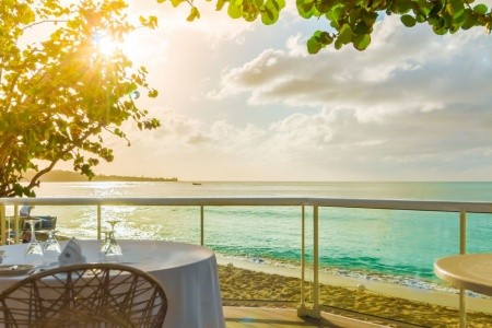 Traveller's Beach Resort - 17