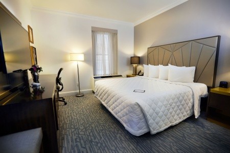 Martinique New York On Broadway, Curio Collection By Hilton - 26