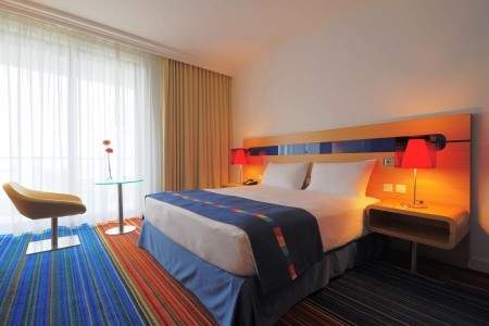 Spojené arabské emiráty Abu Dhabi Park Inn Abu Dhabi Yas Island 7 dňový pobyt Polpenzia Letecky Letisko: Praha June 2026 ( 7/06/26-13/06/26)