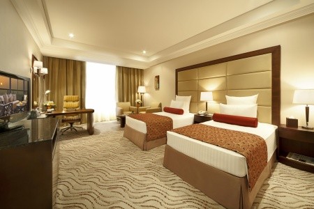 Spojené arabské emiráty Dubaj Park Regis Kris Kin Hotel 8 dňový pobyt Bez stravy Letecky Letisko: Praha May 2026 (25/05/26- 1/06/26)