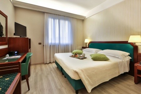 Astoria, Sure Hotel Collection By Best Western