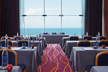 Radisson Hotel Colombo - 11